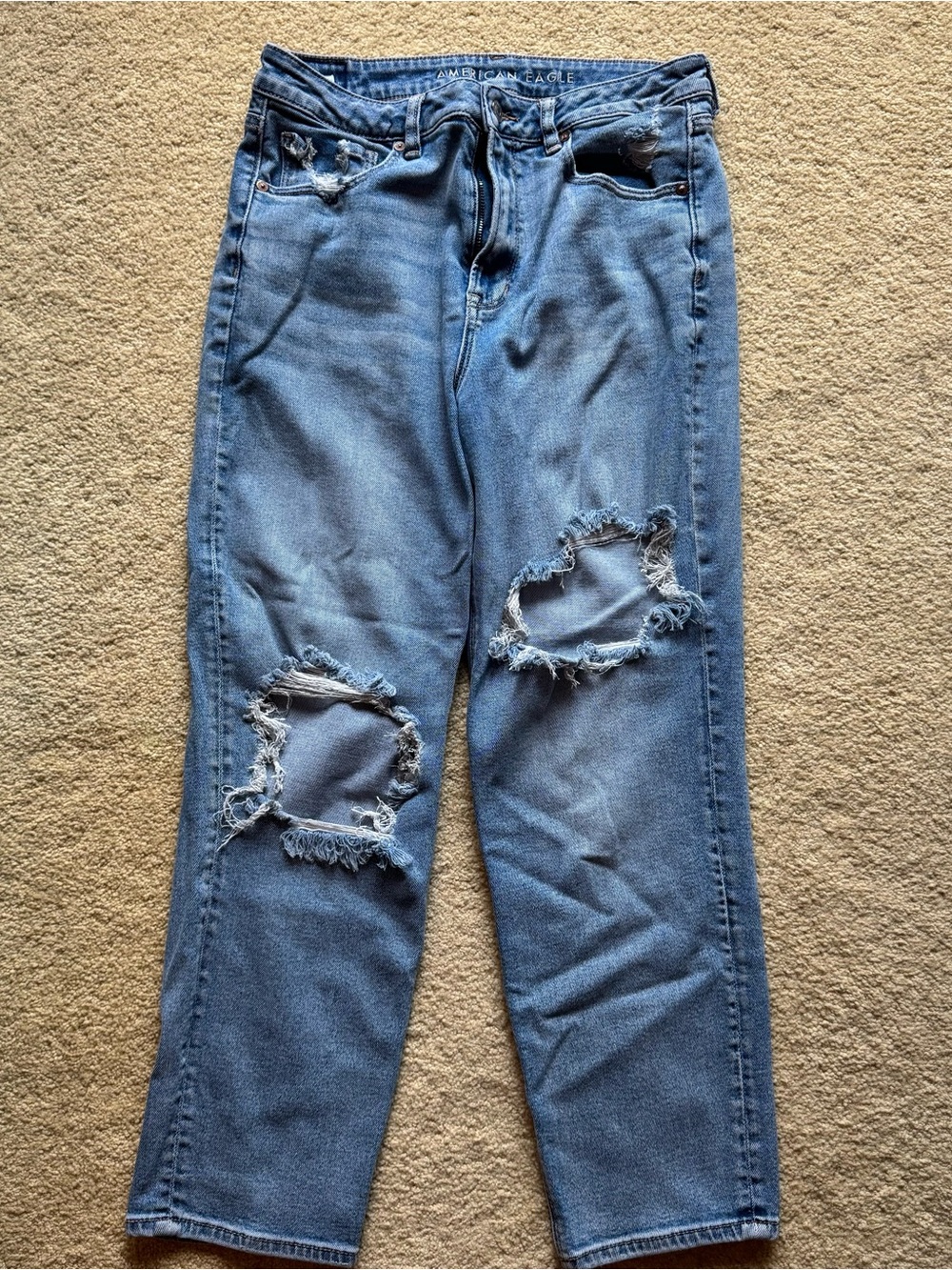 American Eagle Outfitters Light Blue Ripped Mom Straight Jeans